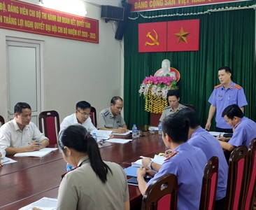 Viện KSND huyện Thạch Thất kiểm sát trực tiếp công tác THADS tại Chi cục...